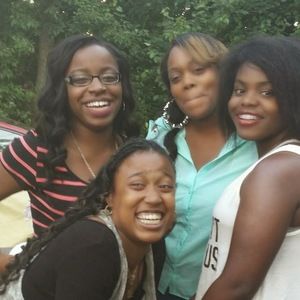 Meet your Posher, Etta